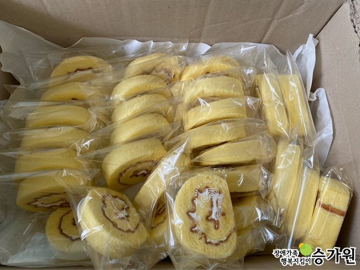 권예심 후원가족님의 후원물품(빵 1박스), 장애가족행복지킴이 승가원ci 삽입